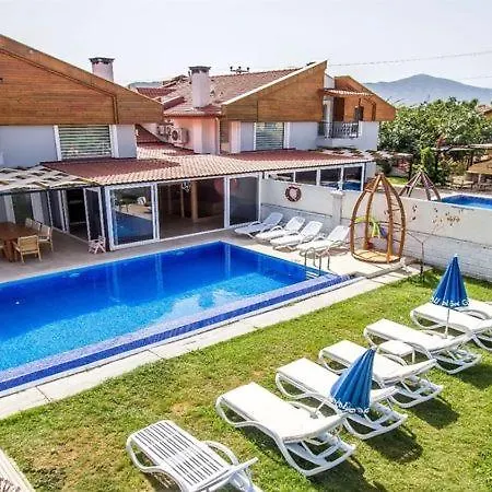 Villa Grand Adil 1 *